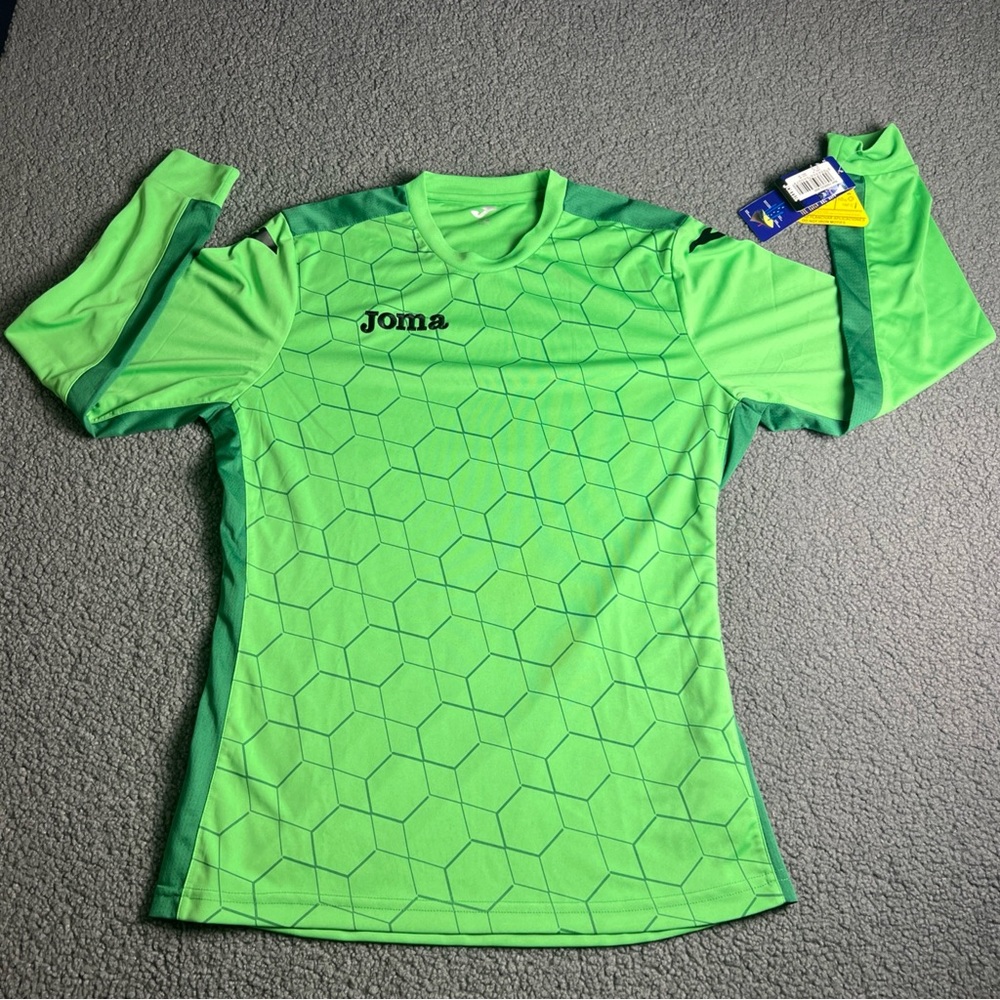 Joma Youth Keeper Jersey NWT Green Size Medium.